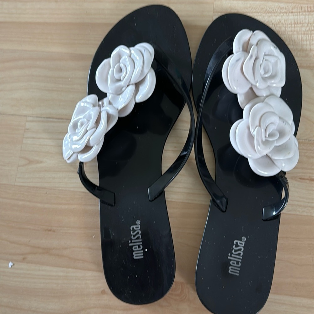 Melissa flats size 9